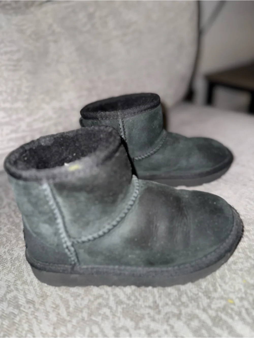 Kids Black Uggs Boots
